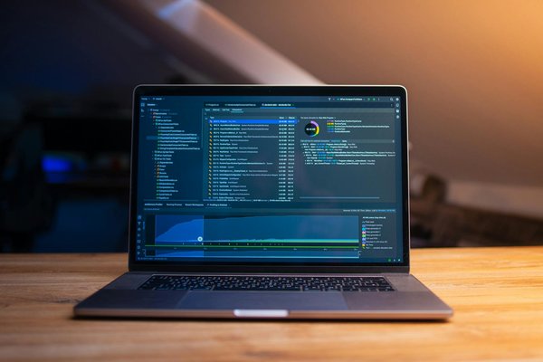 Créer un jeu de simulation engagé : les obstacles et solutions pour enseigner l'efficacité énergétique de façon ludique